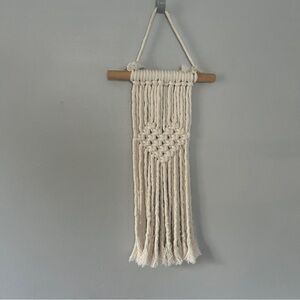 Wall Decor Woven Macrame Wall Hanging Tapestry with Tassel Wedding